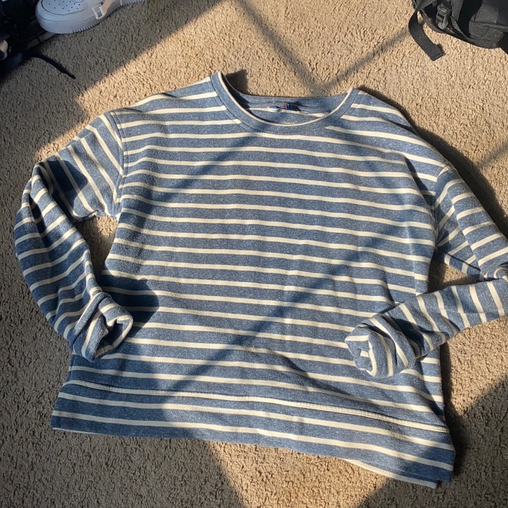 super cute sweater